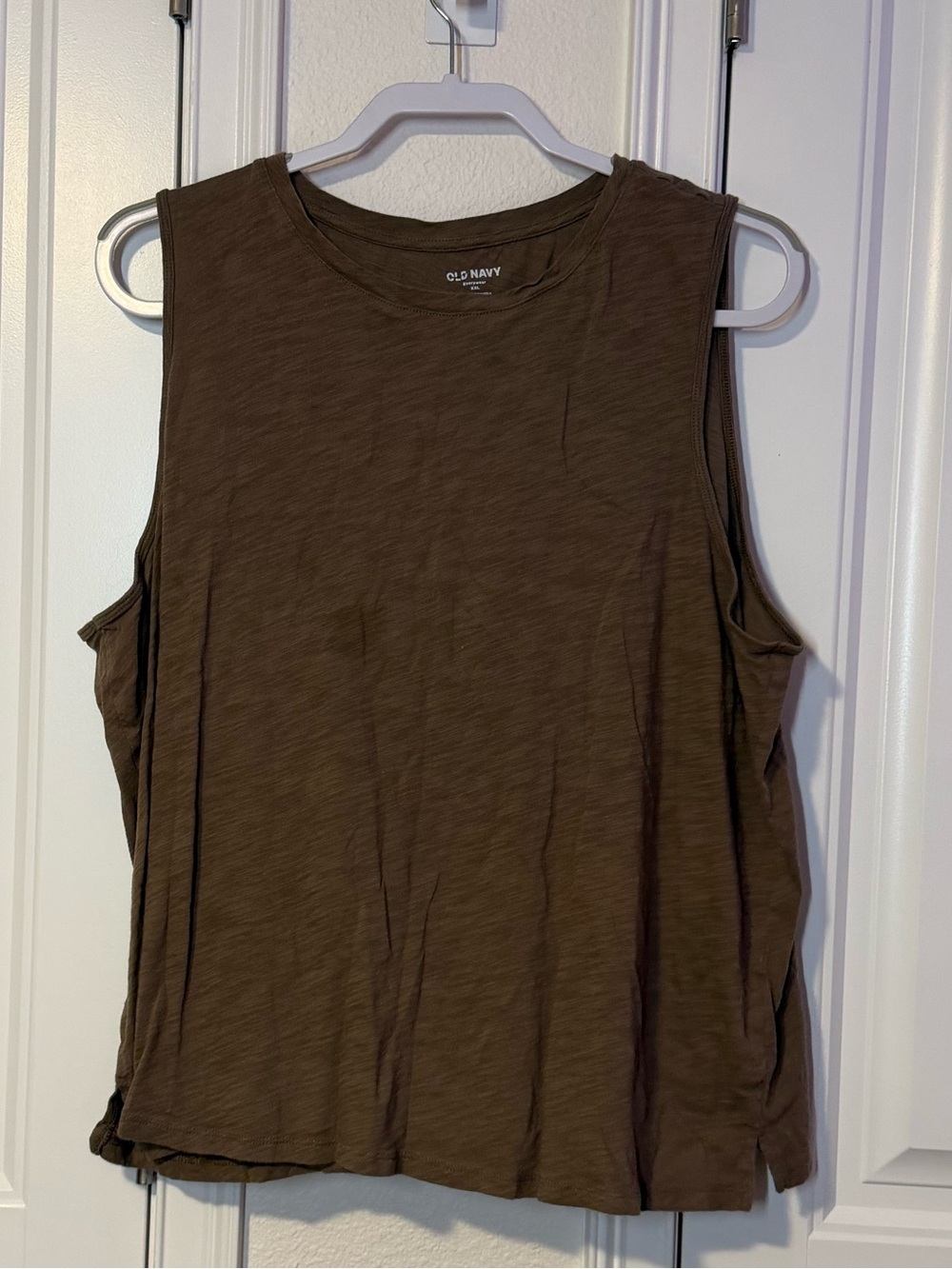 Old Navy Olive Brown Muscle Tee